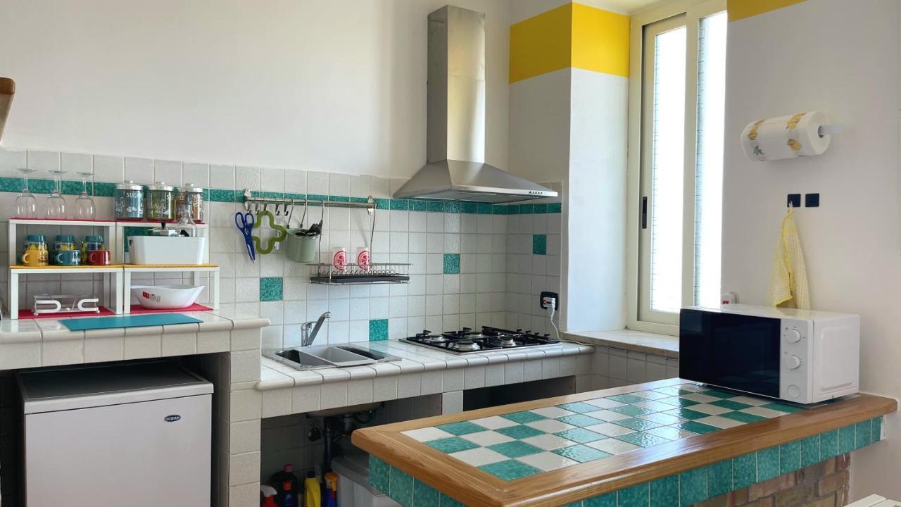 דירות שאקה Casa Sunrise Al Porto Turistico מראה חיצוני תמונה